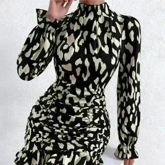 Women Multicolored Allover Print  Sleeve  Ruffle Dress size S - Picture 3 of 12